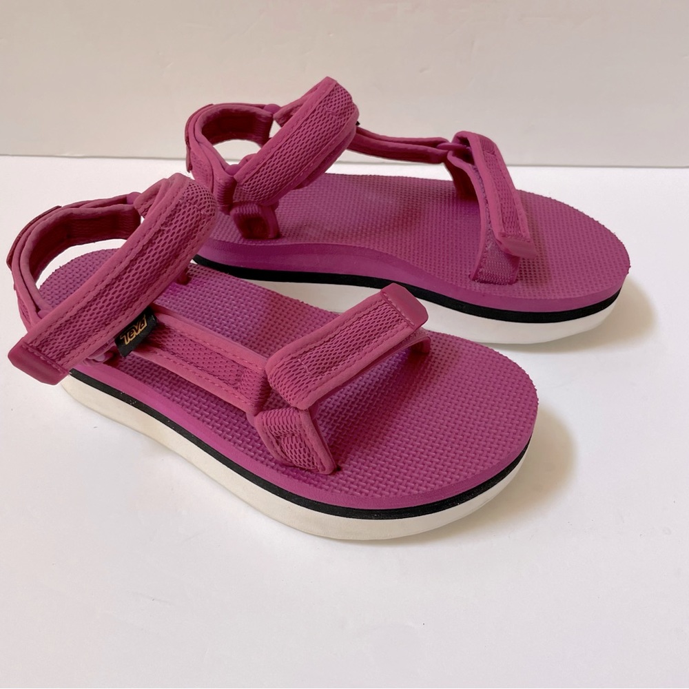 TEVA Flatform Universal Mesh Print Padded Sandal Size 6